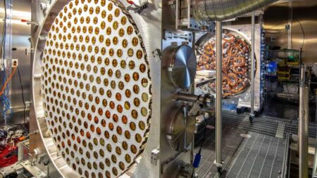 Scientists find peculiar signal while hunting for mysterious dark matter particles Scientists find peculiar signal while hunting for mysterious dark matter