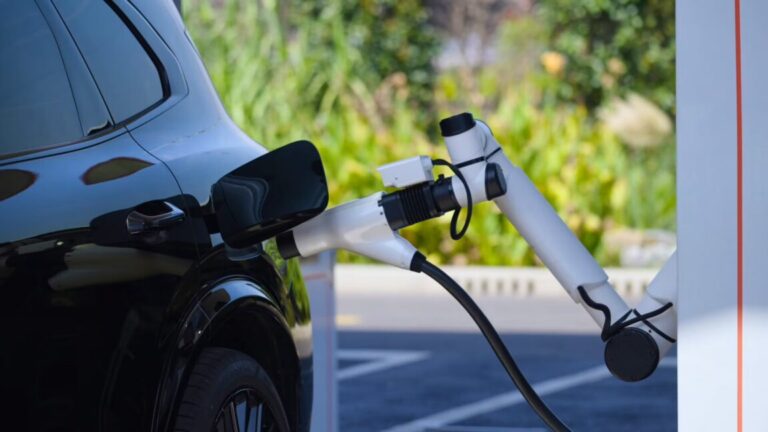 US lags behind in EV charging speed as China reaches 70% in less than 5 minutes US lags behind in EV charging speed as China reaches