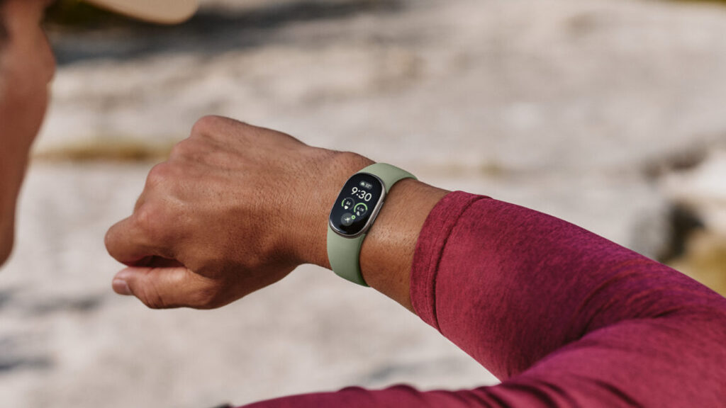 Google Announces Fitbit Edge A Blend of Pixel Watch 5