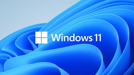 Microsoft Fixes Windows 11 Issues as PC Sales Decline