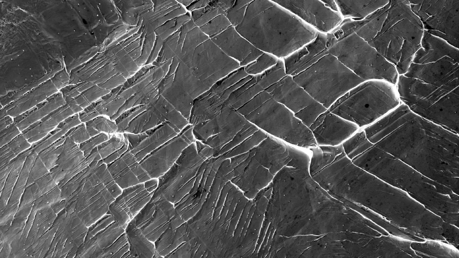 Scientists Discover Metal That Withstands Extreme Cold Down to 424°F