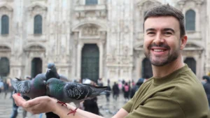 Why Birds Fear Women More Than Men: The Unexplained Phenomenon Why Birds Fear Women More Than Men The Unexplained Phenomenon